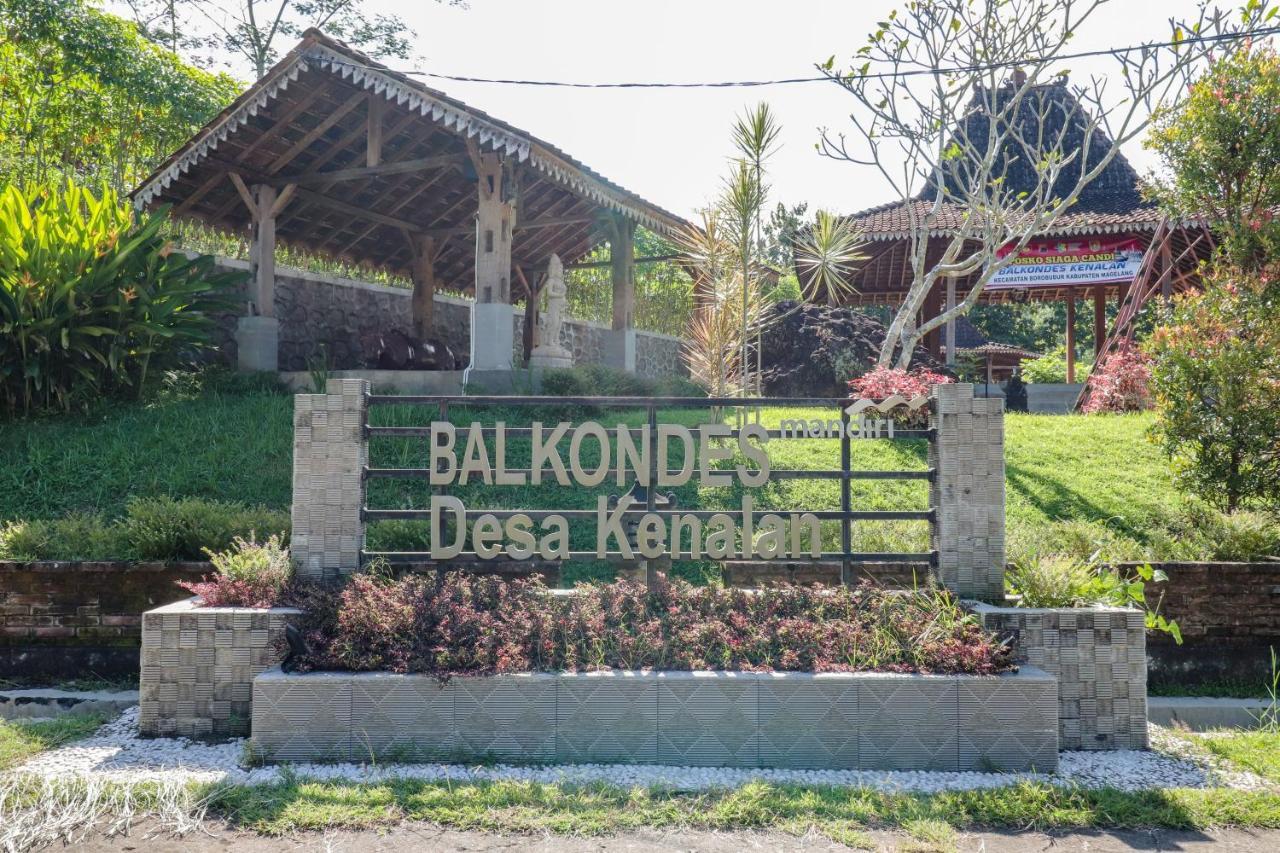 ホテル Balkondes Kenalan マゲラン エクステリア 写真